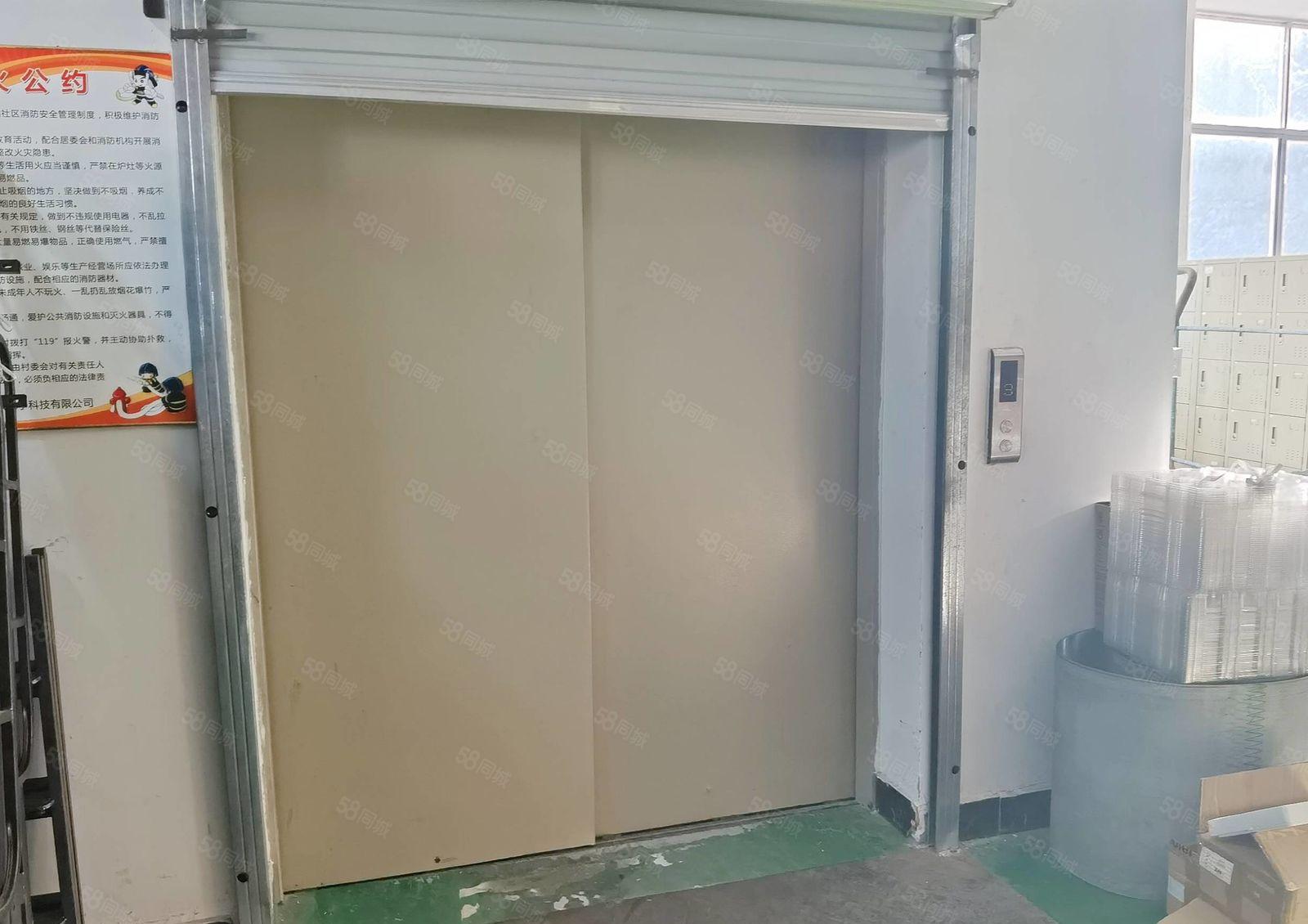 凤岗五联）原房东带装修3500平方米楼上厂房出租