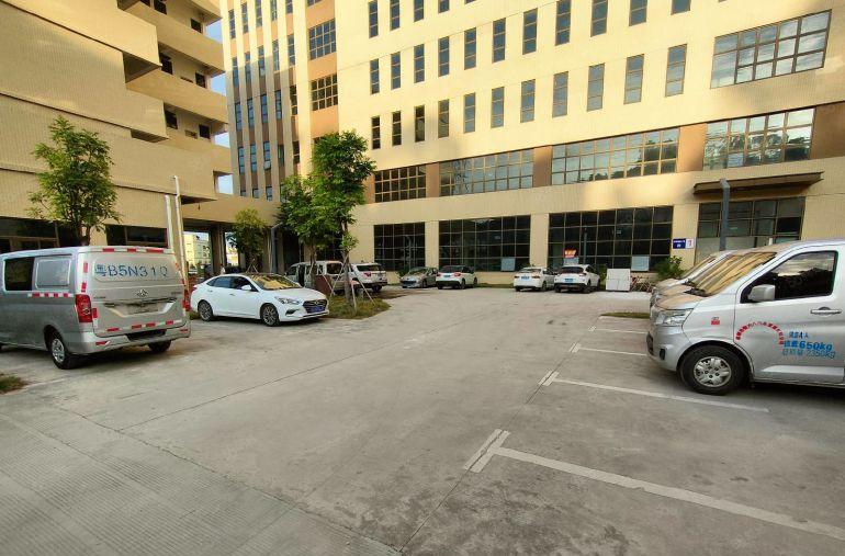 15块起租凤岗靠观澜原房东全新独院10000平，500平起分