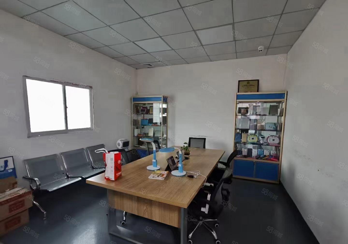 凤岗金凤凰二楼1300平方带办公室装修厂房出租