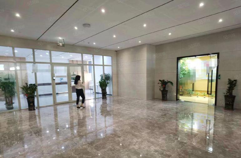 拎包生产，凤岗五联新出原房东楼上2200平带装修厂房仓库出租