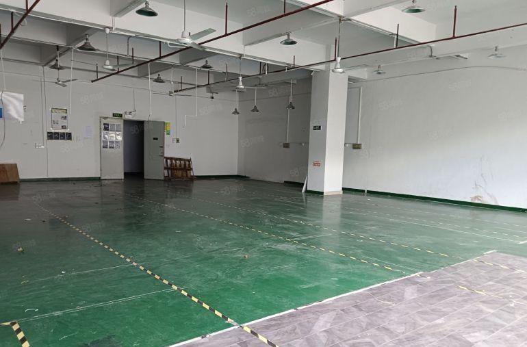 东莞原房东厂房楼上600平带装修办公室出租有地坪漆交通方便