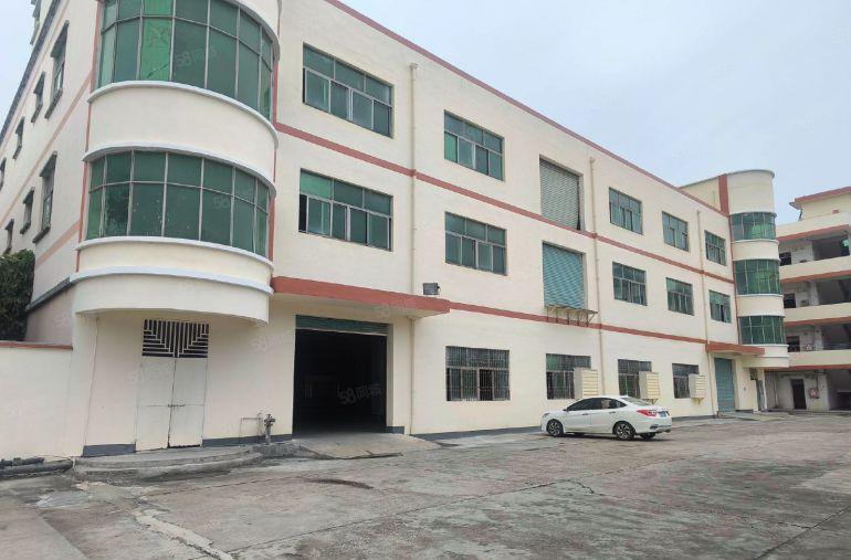 凤岗原房东一楼2000平厂房仓库出租，100平起分租水电齐全