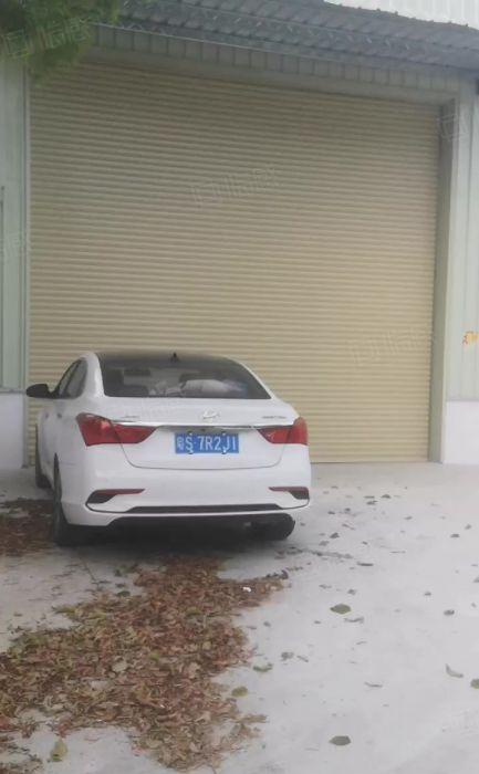 自营的干起！凤岗原房1200平简易铁皮厂房，原房东出租16元