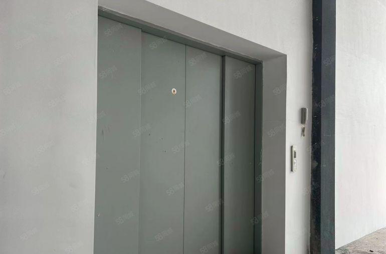 物流园，凤岗一房东15000平带18个卸货平台厂房仓库出租