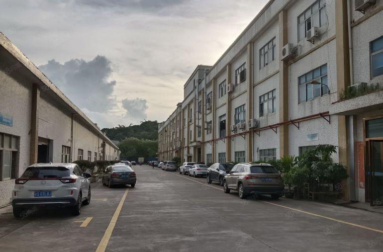 凤岗金凤凰工业区三楼500平无尘车间出租带办公室装修现成水电