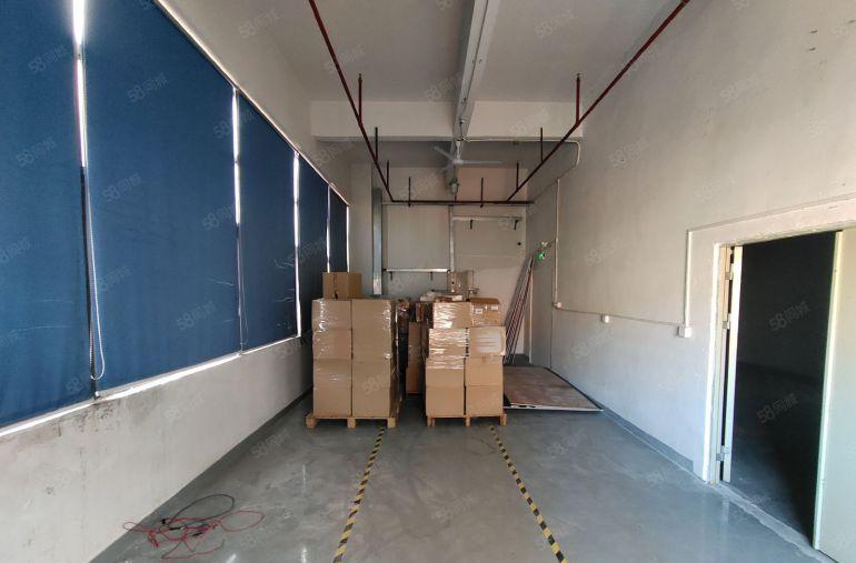 凤岗竹塘楼上600平厂房出租现成装修水电齐全