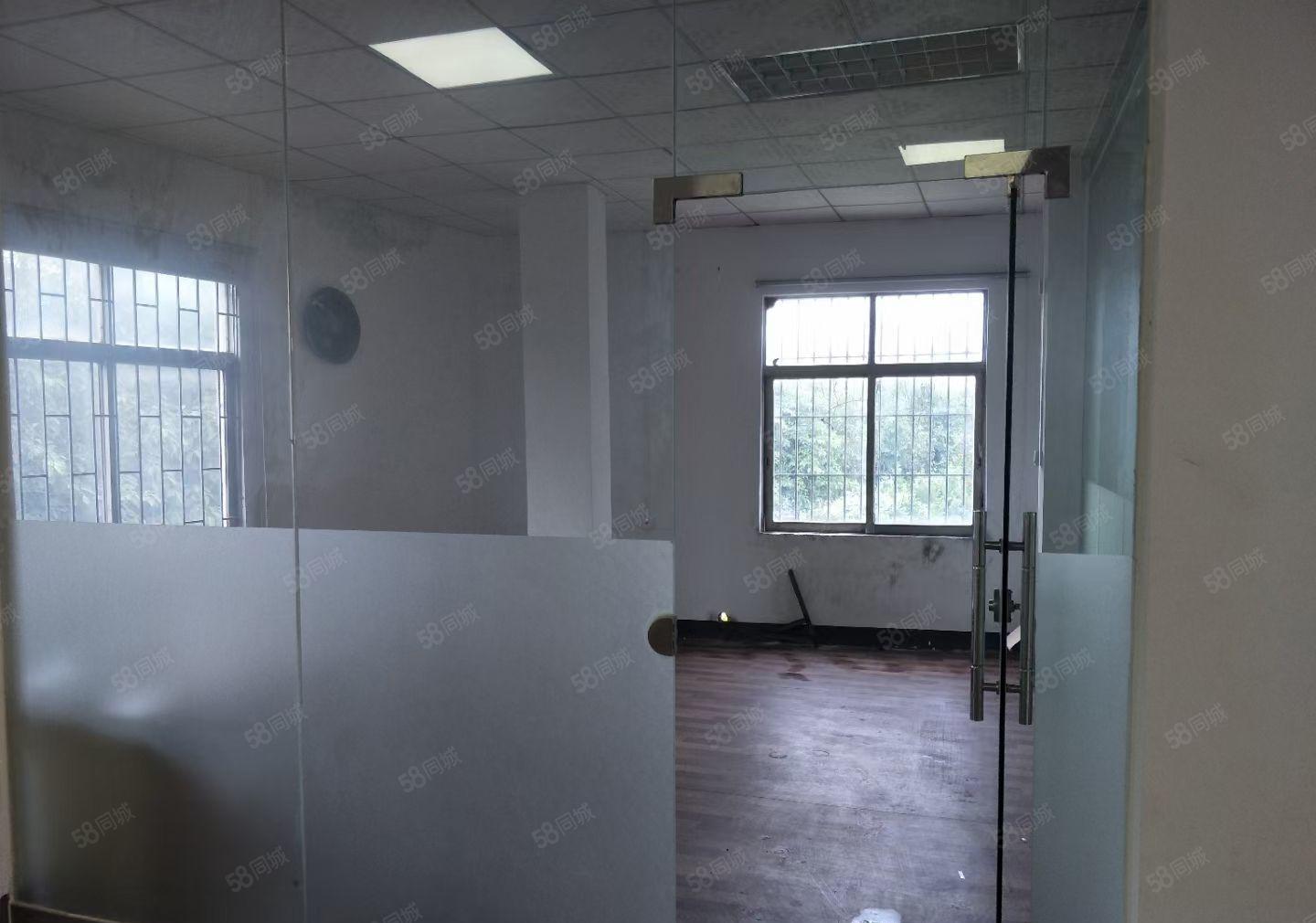 二楼300方！现成装修办公室小面积出租！！！