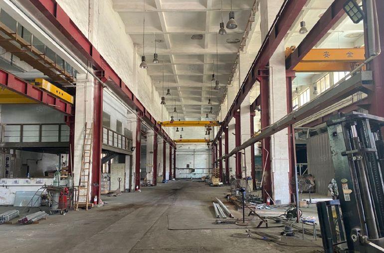 凤岗雁田10米高一楼3500平实际面积空地免费使用厂房出租