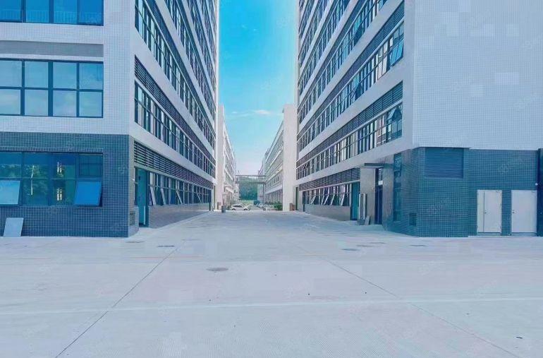 原房东全新厂房）凤岗碧湖大道1500平方米每层全新厂房出租