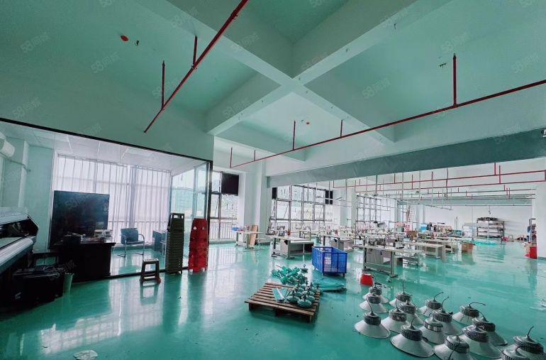 凤岗全新厂房出租省道边上3800平精装修