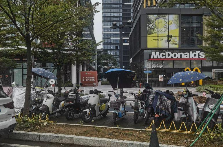 滴水8米原房东厂房出租独门独院全新产业园