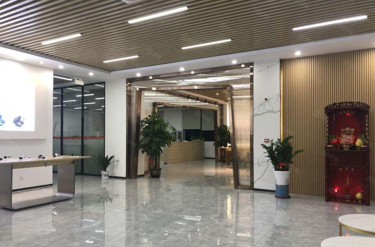 10元！凤岗五联2000平带精装修适合电子直播类厂房仓库出租