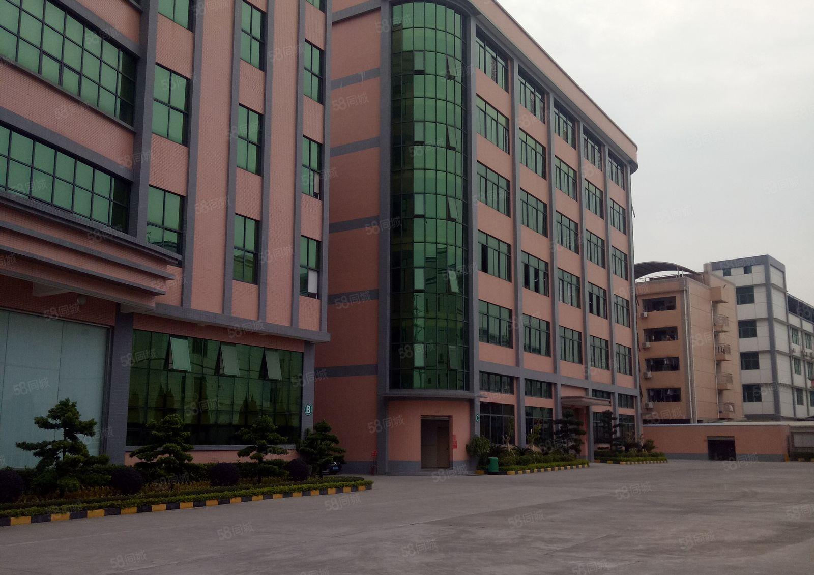 凤岗五联新出带精装修楼上原房东厂房2000平方出租（可分租）