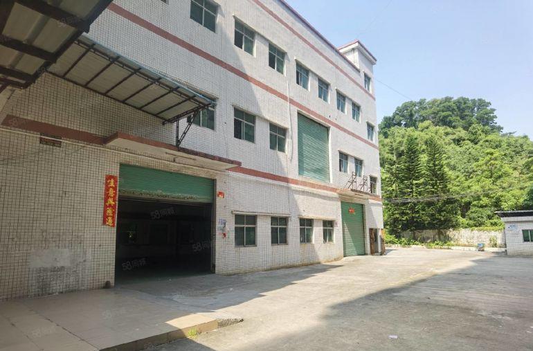 凤岗车站附近）凤岗新出原房东2000平方米独院厂房出租