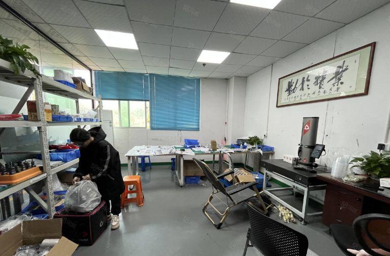 东莞凤岗800至4万平精装修钢构无尘车间低价厂房仓库空地出租