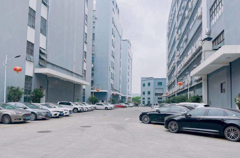 2000平方米带装修厂房实际面积出租）凤岗靠近深圳楼上厂房