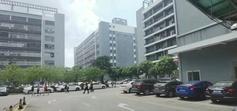 2000平方米带装修厂房实际面积出租）凤岗靠近深圳楼上厂房
