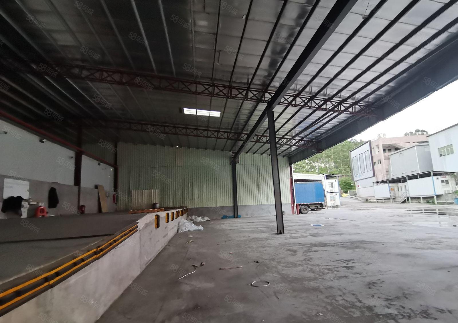 凤岗五联工业区独院一楼3千平带卸货平台钢构仓库厂房出租可分租