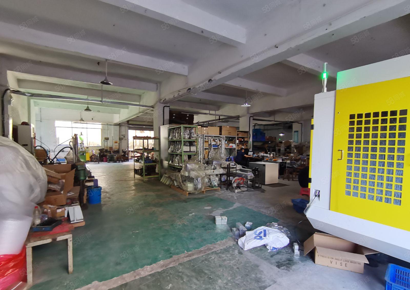 凤岗官井头小布工业区独栋1000平一楼标准仓库厂房出租可分租