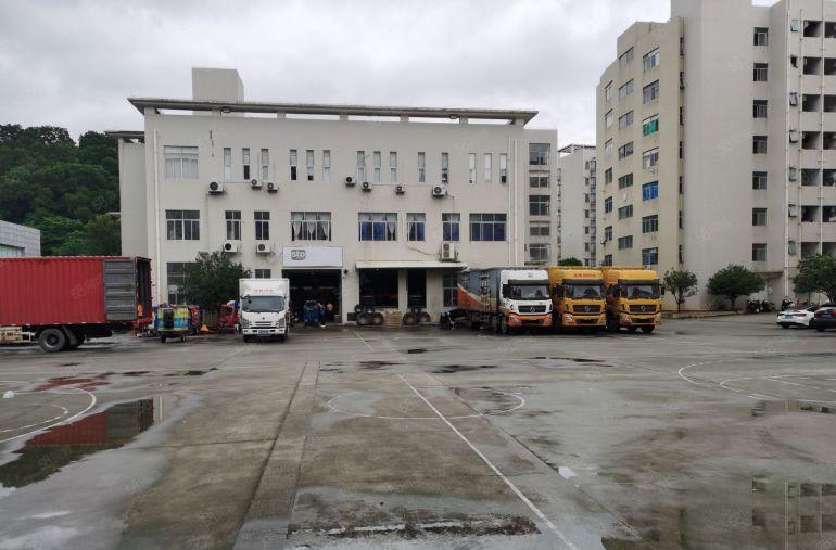 凤岗五联3000平一楼适合物流电商空地大四边可卸货