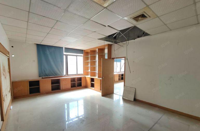 免租期2个月油甘埔楼上一整层860平现成装修带家私