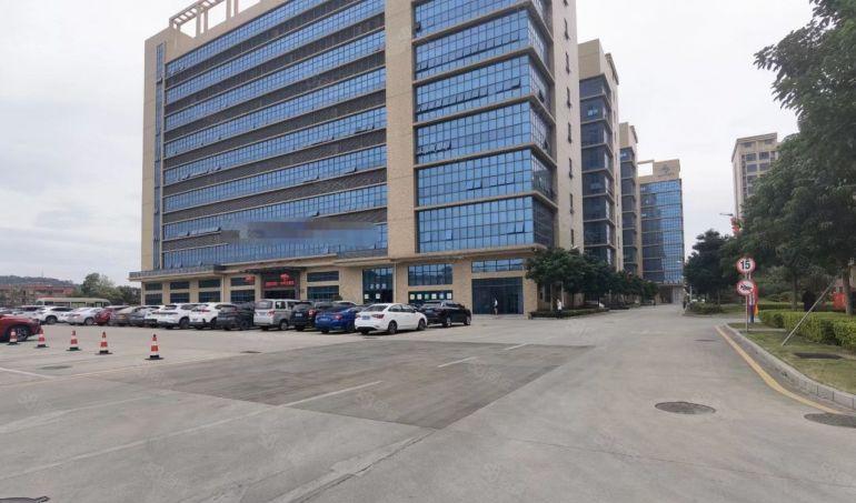 上市形象9元价格1千平起分原房东招租单层面积3000平低价租