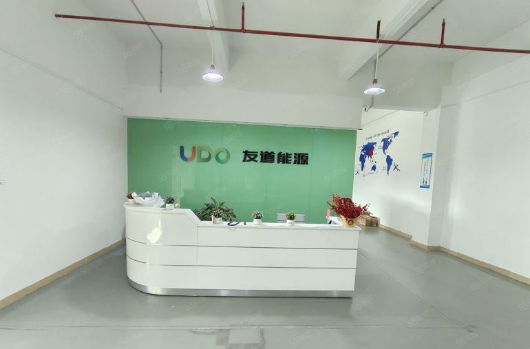 凤岗油甘埔原房东一整层750平厂房出租全新装修