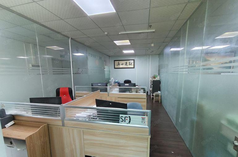 凤岗雁田1300平无尘车间现成装修水电办公室拎包办公