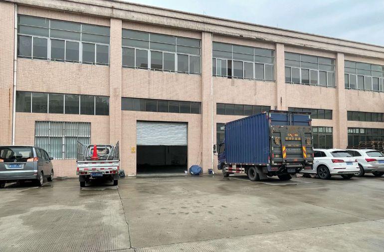 万江新和原房东一楼1100平方标准厂房出租可分租院子大