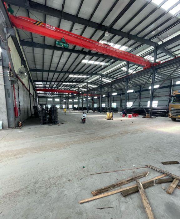 滘联2000平单一层挂车可以进车间带航吊