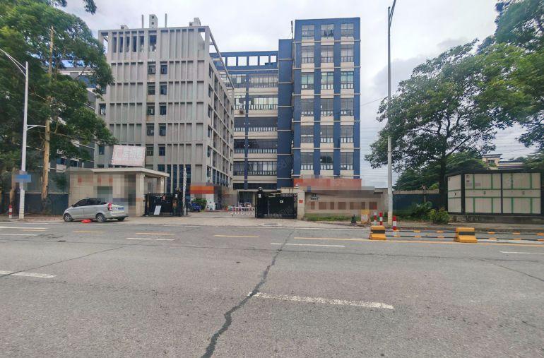 万江重工业水泥结构厂房出租一楼4000平方层高9米带丙二消防