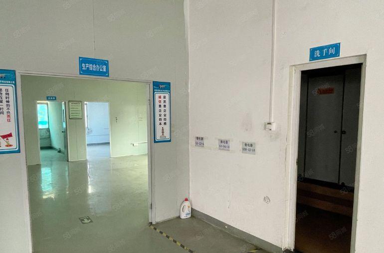 万江大莲塘三楼1700平方有现成办公室水电齐全院子大好招工