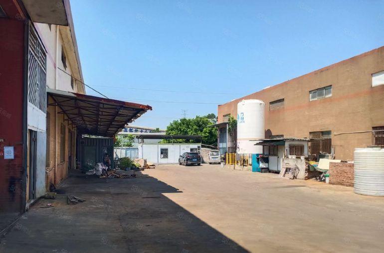 万江新出厂房800平方带隔热层，带航吊，院中院