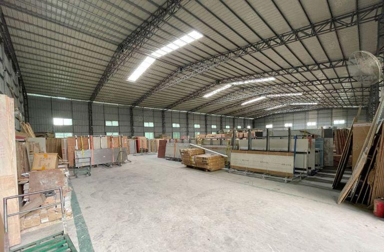 万江石美独院3400平方单一层厂房出租滴水7米水电办公室现成