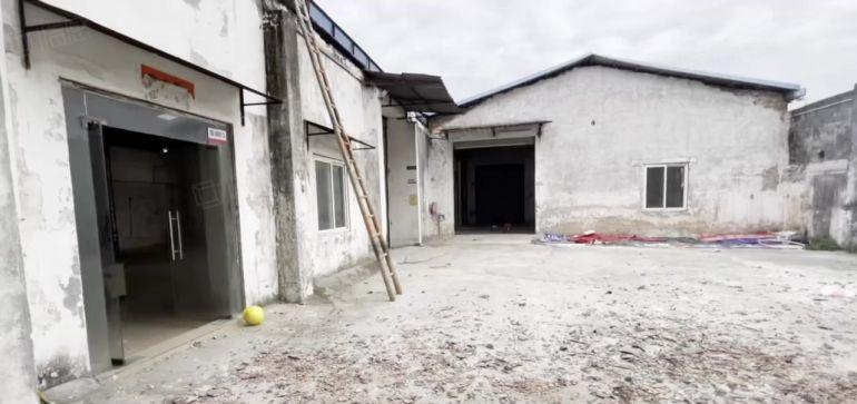 万江新村原房东1200平方独院厂房出租无公摊水电现成有院子