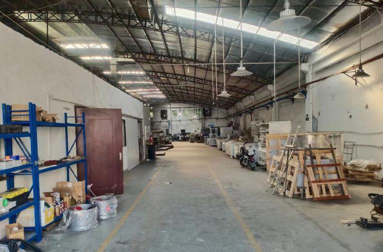 万江严屋工业区独门独院，带隔热单一层厂房出租