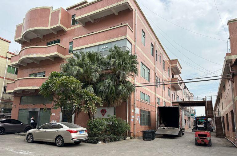 万江新村标准厂房2500平方带水电带装修办公室地坪漆一楼6米