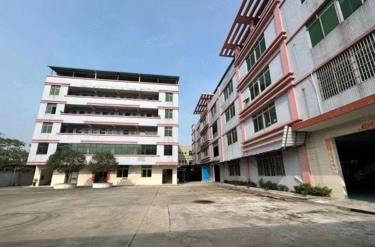 南城宏远厂房一楼1500平，独门独院 全新地坪漆，带办公室