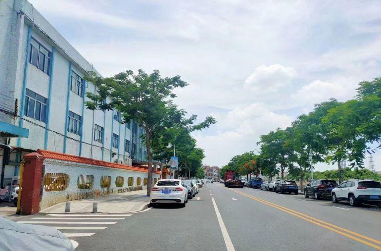 十元十元流涌尾环城路外1750平，适合电子纸箱小五金加工