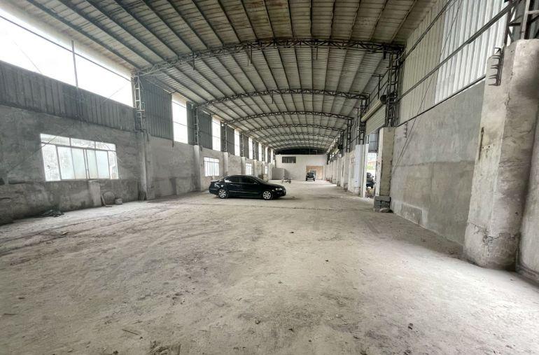 万江新和单一层1100平方厂房出租水电齐全有现成办公室