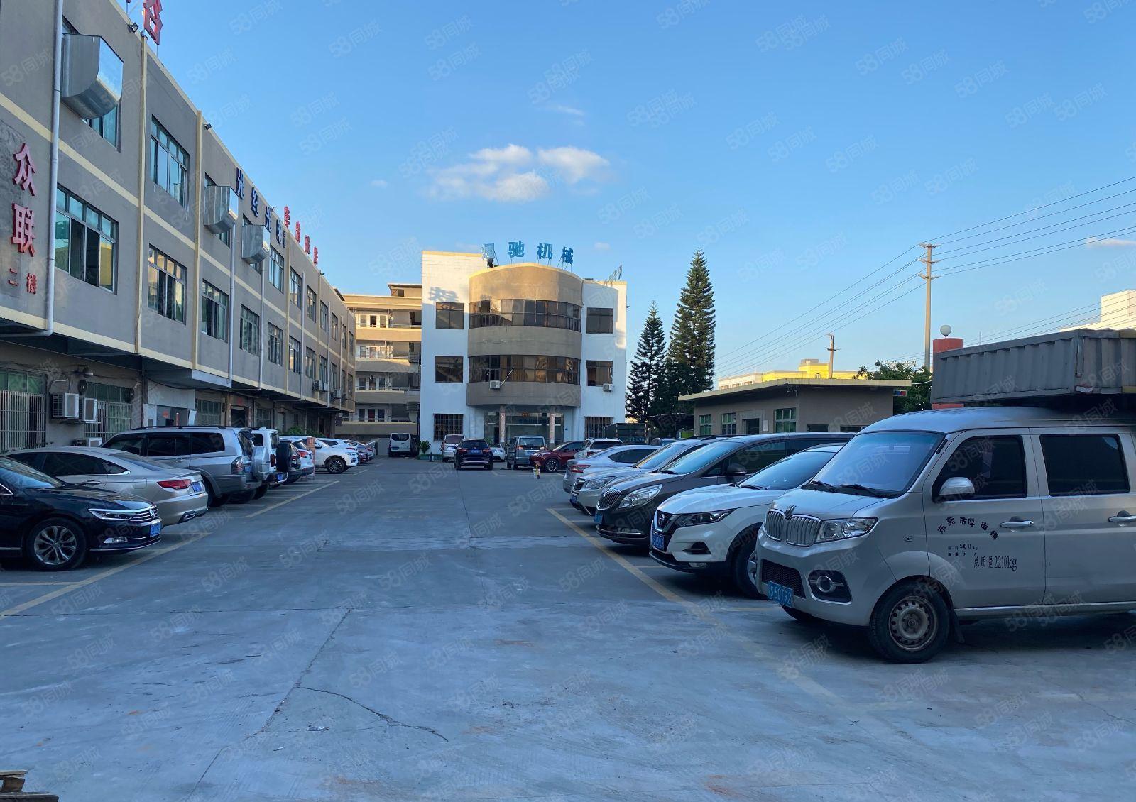 万江独院标准厂房一二楼共4000平低价出租，可分租单一层