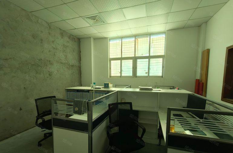 樟木头独院，带牛角航车钢构1700平方，价格15元，高度7米