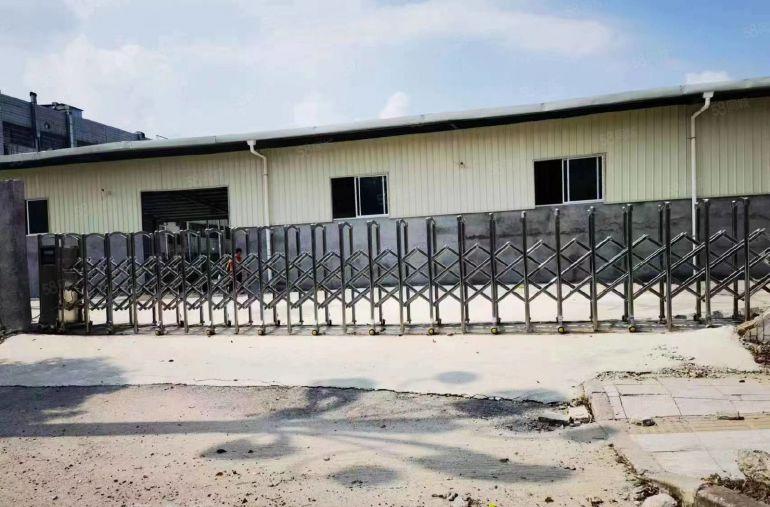 大马路边莞樟路边上单一层钢结构小独院2000平方低价可分2家