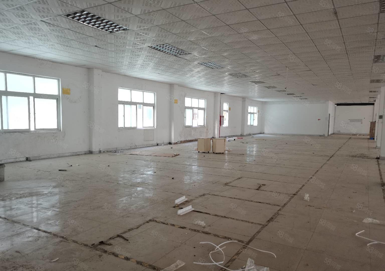 工业区厂房！樟木头楼上厂房1380平方招租