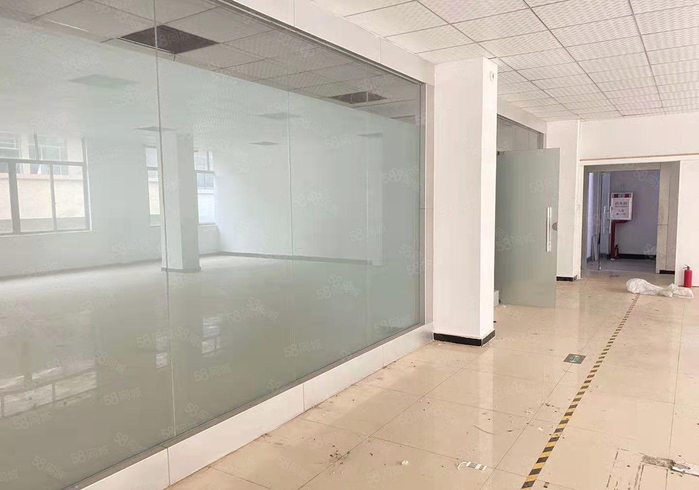 大朗高英莞樟路旁原房东独院二楼1100平九成新厂房出租有红本