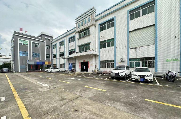 大朗镇水平工业园一楼厂房出租，带现成办公室装修，水电齐全