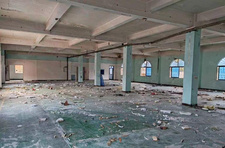 全面翻新，每栋重新安装全新电梯，村委厂房，交通便利，紧挨高速