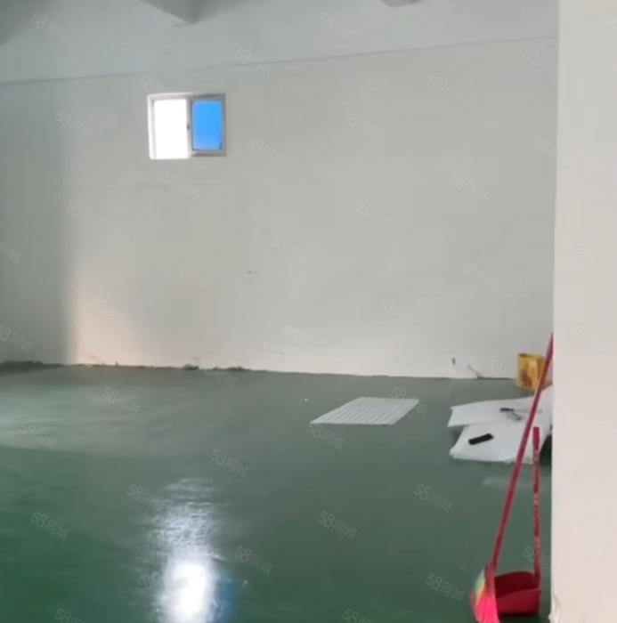 大朗靠松山湖全新地坪漆400平方厂房仓库出租 现成办公室