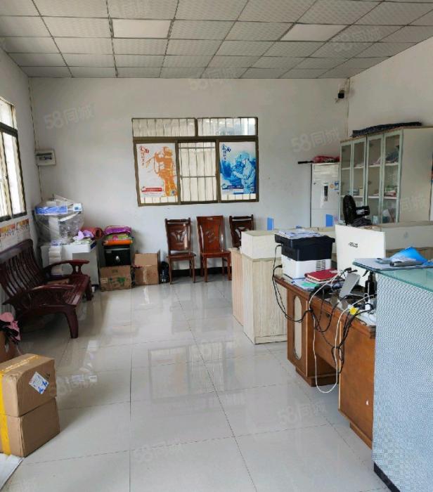 单一层钢结构厂房4000平出租