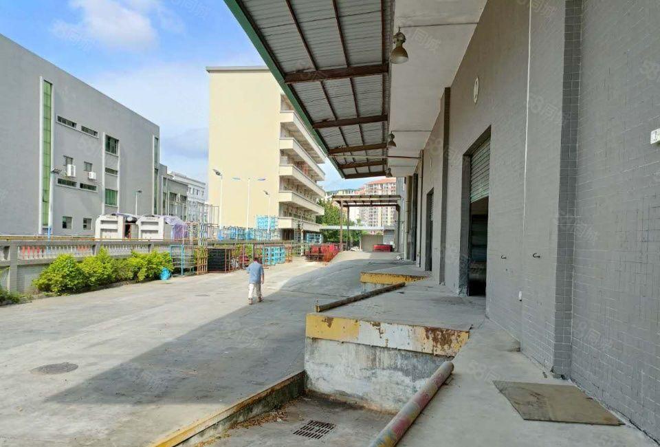 大朗镇新出原房东一手厂房，一楼层高八米，工业用地可以办环评